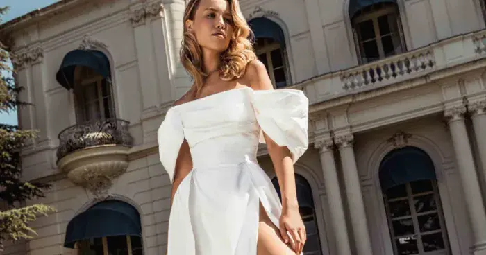Robe de mariée portée lors d'une séance photo