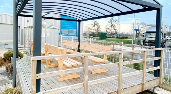 Abri de terrasse en bois réalisé sur mesure